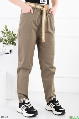 Women's khaki banana pants with belt