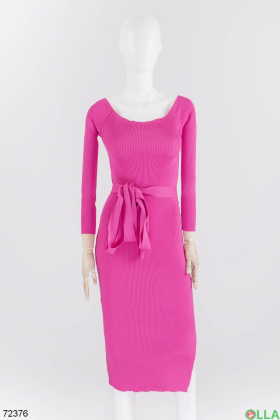 Жіноча рожева трикотажна сукня