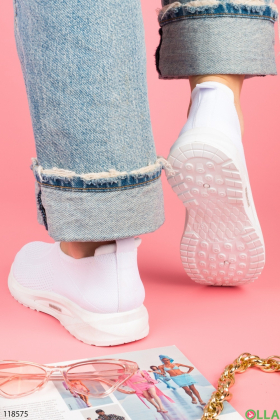 Жіночі білі кросівки з текстилю