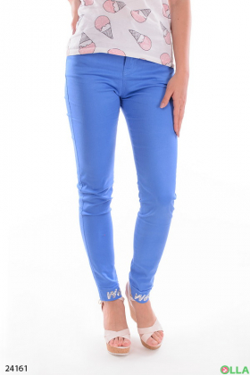 Женские брюки голубого цвета