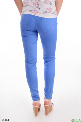 Женские брюки голубого цвета
