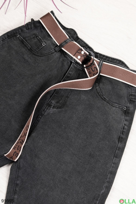 Women's dark gray jeans with a belt