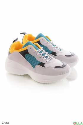 Women's sneakers, with uppers in different colors