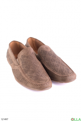 Men's brown shoes with perforations