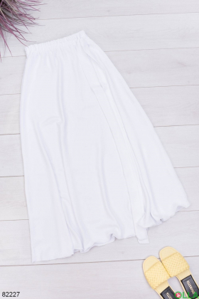 Женская белая юбка с поясом