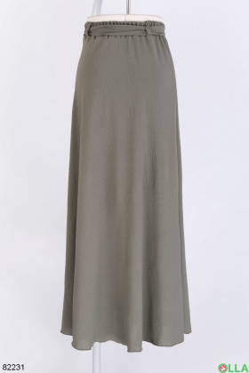 Женская юбка цвета хаки с поясом