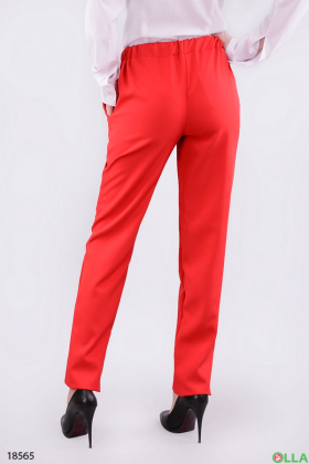 Жіночі брюки на гумці червоного кольору