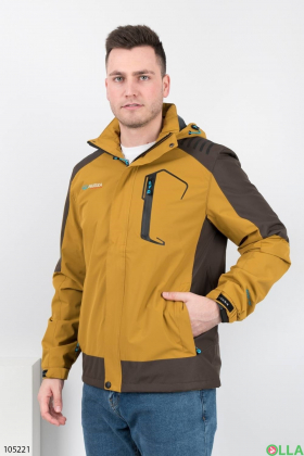 Мужская желтая куртка с коричневыми вставками