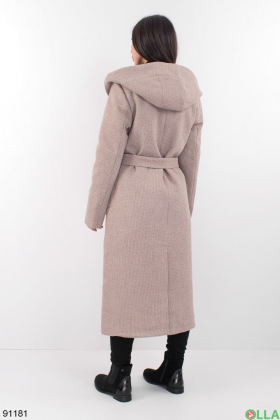 Женское бежевое зимнее пальто с поясом