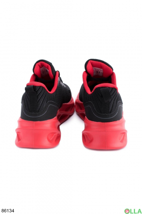 Жіночі чорно-червоні кросівки на шнурівці