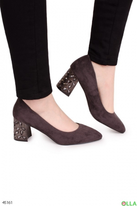 Женские туфли серого цвета