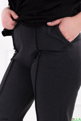 Жіночі темно-сірі спортивні брюки-джогери батал