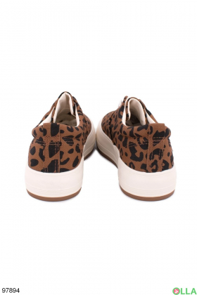 Женские леопардовые кроссовки на шнуровке