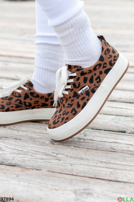 Жіночі леопардові кросівки на шнурівці