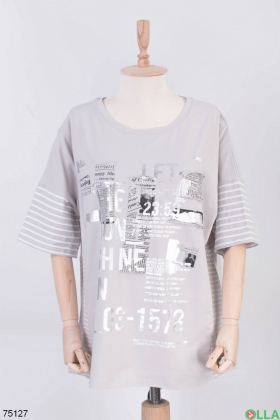 Women's gray t-shirt with a pattern