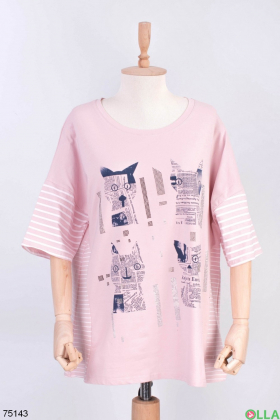 Женская розовая футболка с рисунком