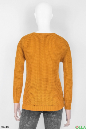 Женский желтый свитер