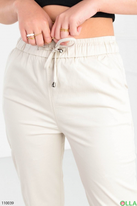 Women's light beige batal capri pants