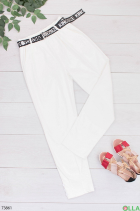 Жіночі білі штани