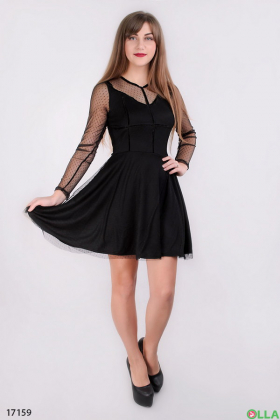 Платье черного цвета