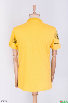 Мужская желтая футболка поло в принт