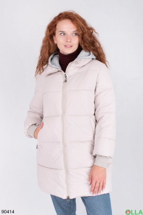 Женская зимняя светло-бежевая куртка с капюшоном