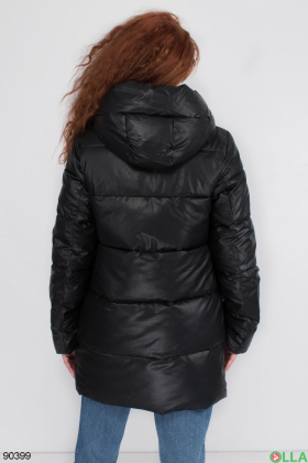 Женская зимняя черная куртка из эко-кожи