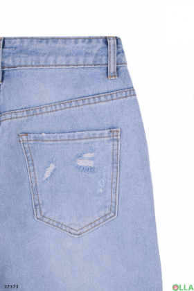 Women's jeans with cuts