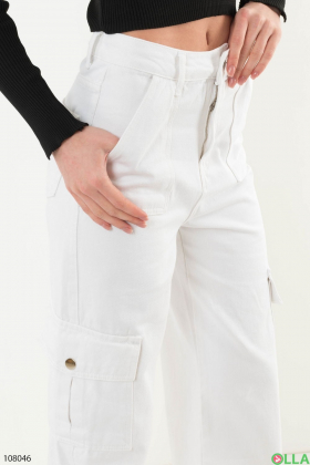 Женские белые джинсы-карго