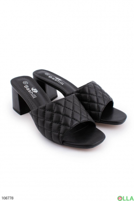 Women's black heeled slippers