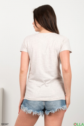 Женская светло-серая футболка с надписью