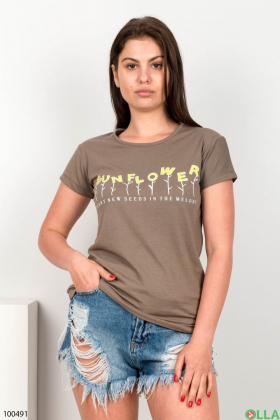 Женская коричневая футболка с надписью