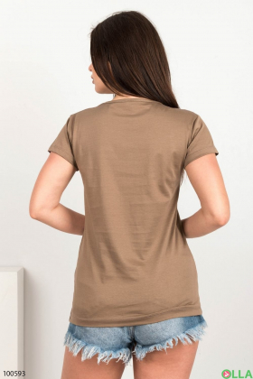 Женская коричневая футболка