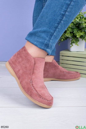 Women's slip-on boots