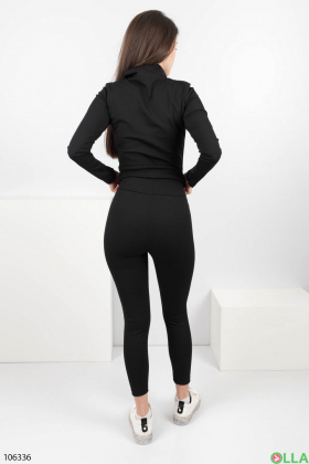 Женский черный спортивный костюм