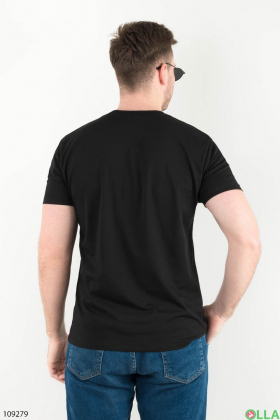 Чоловіча чорна футболка з принтом