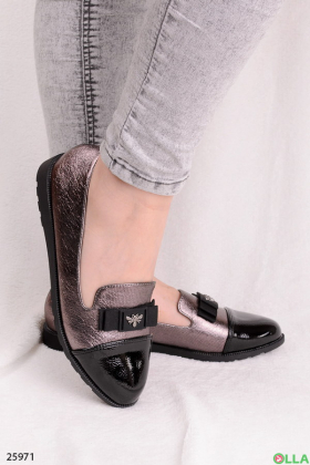 Жіночі туфлі з бантиком