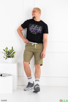 Men's khaki shorts