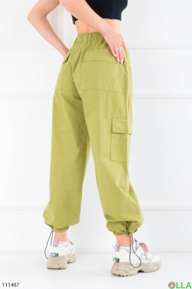 Женские зеленые брюки-карго