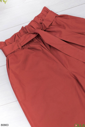 Жіночі червоні брюки