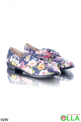 Women's shoes with floral print
