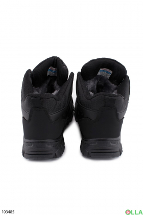 Чоловічі чорні зимові кросівки