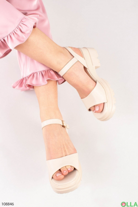 Women's light beige heeled sandals