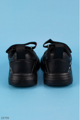 Черные кроссовки для мальчиков