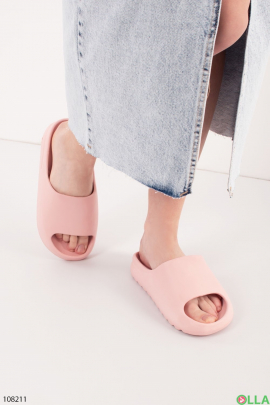 Women's pink slippers