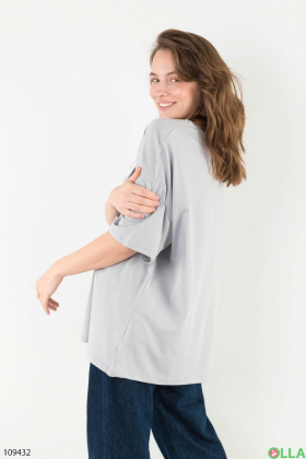 Женская серая футболка с рисунком