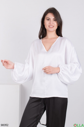 Женская белая блузка 