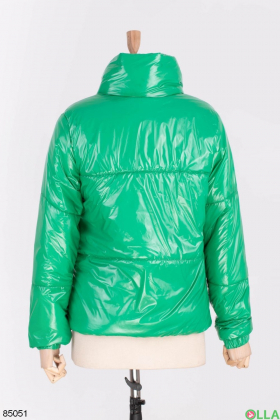 Жіноча зелена куртка без капюшона