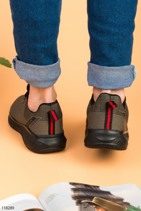 Мужские кроссовки цвета хаки на шнуровке