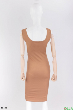 Женское коричневое трикотажное платье